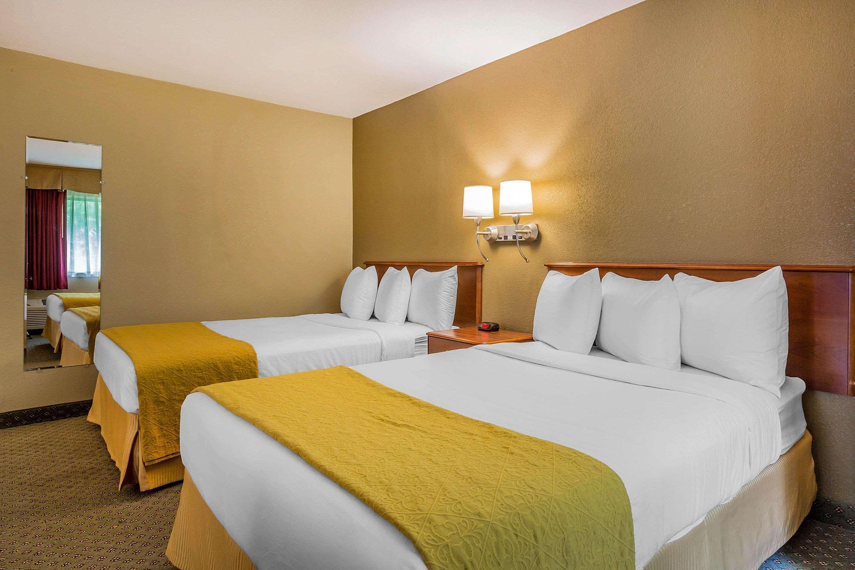 Quality Inn Hyde Park - Poughkeepsie North Eksteriør billede