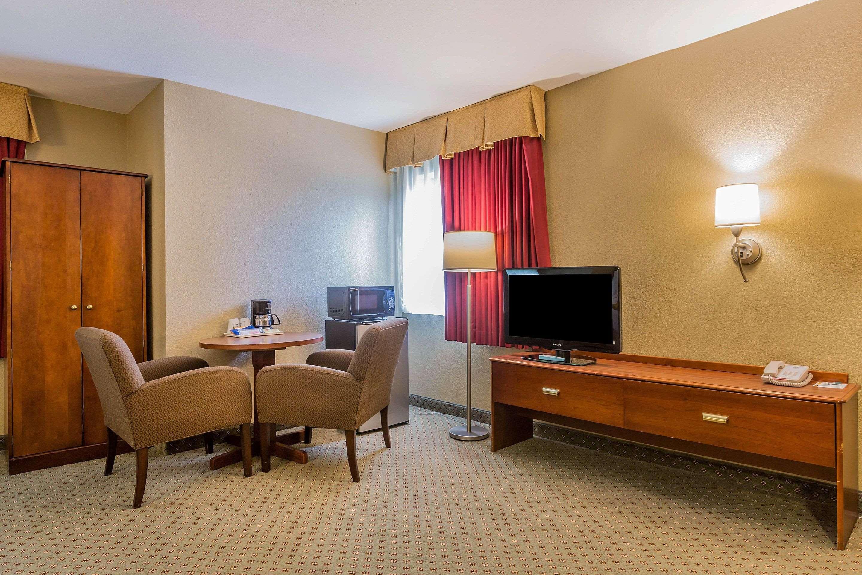 Quality Inn Hyde Park - Poughkeepsie North Eksteriør billede