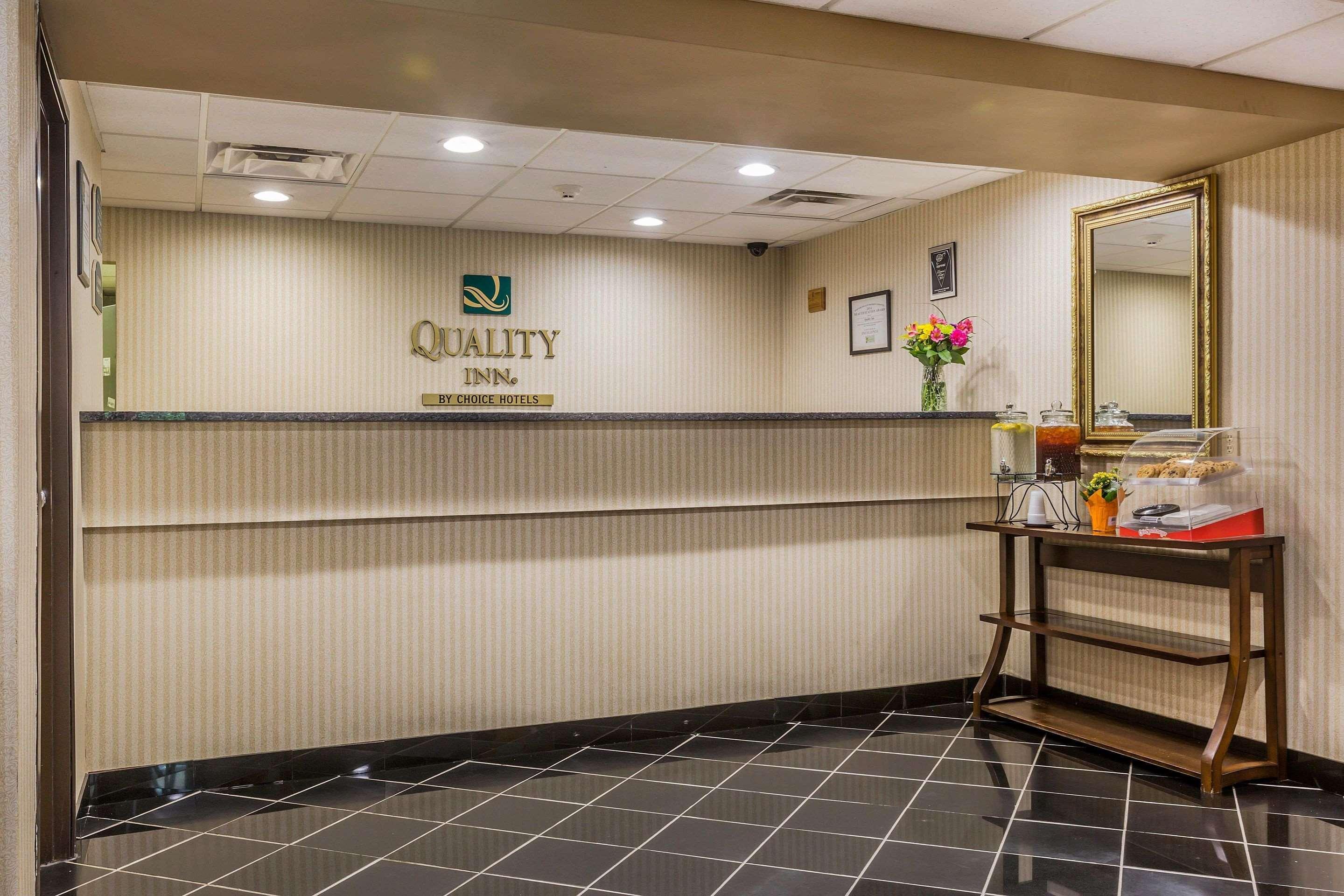 Quality Inn Hyde Park - Poughkeepsie North Eksteriør billede